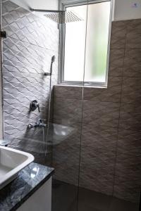 Hummingbird Lake Villa- Kandy