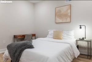 UrbanRetreat Modern3BRHomewithRooftopViewsWD