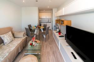 WELCS APARTAMENTO 264 EMP con vistas al canal