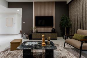 Creek palace residence by Hogar