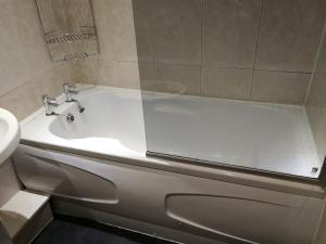 Glasgow Entire Property