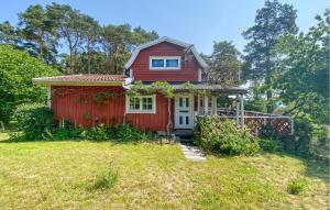 2 Bedroom Stunning Home In Kalmar