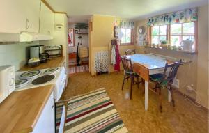 2 Bedroom Stunning Home In Kalmar