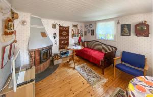 2 Bedroom Stunning Home In Kalmar