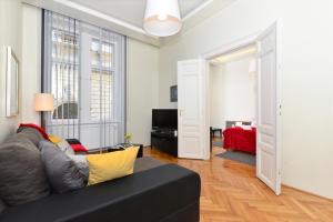 Luxury Opera Apartment