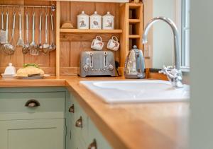 Alices Cottage