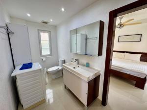 Siam Royal View Beachfront Villa by PSR