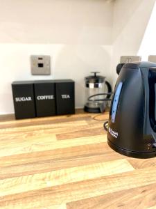 Luxurious 2 Bedroom - Water View and Parking