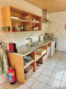 Boutique tent bij Laaken op Zand unieke plek in het groen met luxe bed