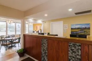 Alamo Inn & Suites - 吉列