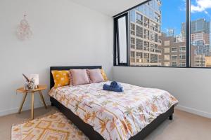 Prime Location Southern Cross 2BR freetram skybus