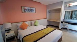 Smile Resort Sriracha