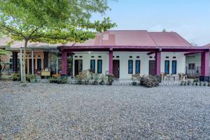 Hotel O Efniati Homestay Syariah