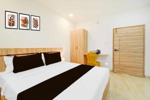 Collection O LB Nagar Metro Station