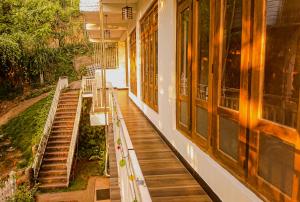 Araliya Holiday Home