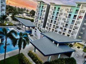 Seawind Condominium Near Airport Building 3