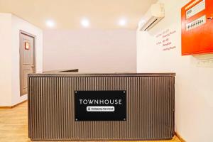 Collection O Mukut Bazar