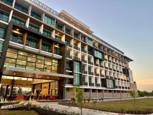 Eastwood Valley Golf & Country Club