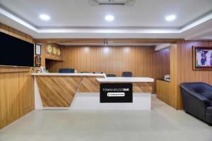 Townhouse Oak CMR Mall Gajuwaka