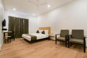RROOMS Hotel Awadh Airport Hotel