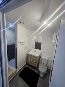 h studio 4 places