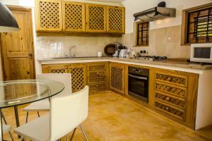 Jasmine La Playita - Ocean Front