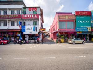 OYO 89895 Senses Budget Hotel