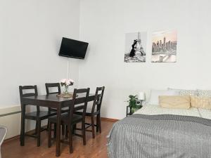 Smart Studio for 3 guests 8 min to Main Square