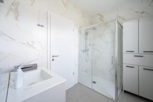Modern Home Suites