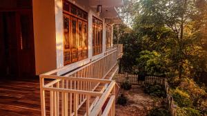 Araliya Holiday Home