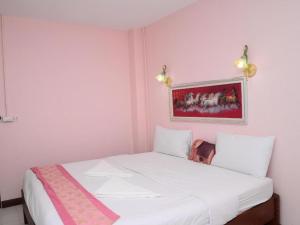 Baan Taklom Chomtalay