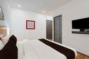 Townhouse Oak Gomti Nagar Healthcity Vistaar