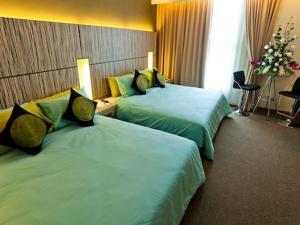Grand Medallion Hotel
