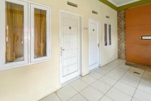 Alza 2 Cianjur Mitra RedDoorz