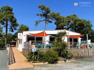 Camping Les Pins de Sel