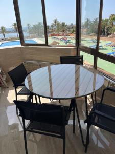 frente al mar edificio LAS PALMERAS