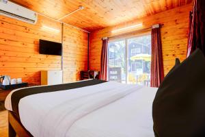 Collection O Morjim Beach