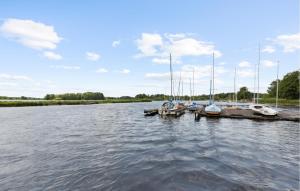 Amazing Home In Winsen, Aller With Wifi
