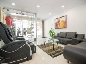 OYO 103 Vla Garden Hotel