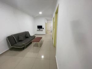 OYO Homes 90497 Eva Homestay