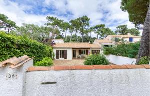 Maisons de vacances Charmante Maison Proche Plage : photos des chambres