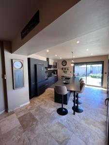 Villas Villa haut de gamme avec piscine et jacuzzi : photos des chambres