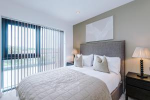 Leeds - Penthouse Vibes, Roof Terrace 3 Bed sleeps 6