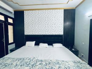 Radha Madhavam Luxurious Boutique Stay