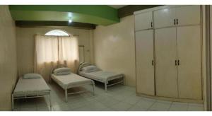 OYO 800 DDD Habitat Dormtel Bacolod