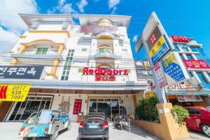 Hotel Vanna Angeles City Pampanga by RedDoorz