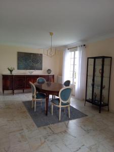 Villas Cosy Pivoine - Magnifique villa sur 3000 m2 arbore avec jacuzzi : photos des chambres