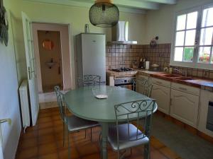 Villas Cosy Pivoine - Magnifique villa sur 3000 m2 arbore avec jacuzzi : photos des chambres