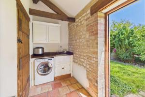 Host & Stay - The Old Foundry