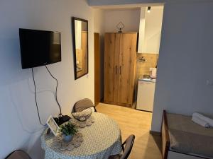 Neroli Studio Apartments